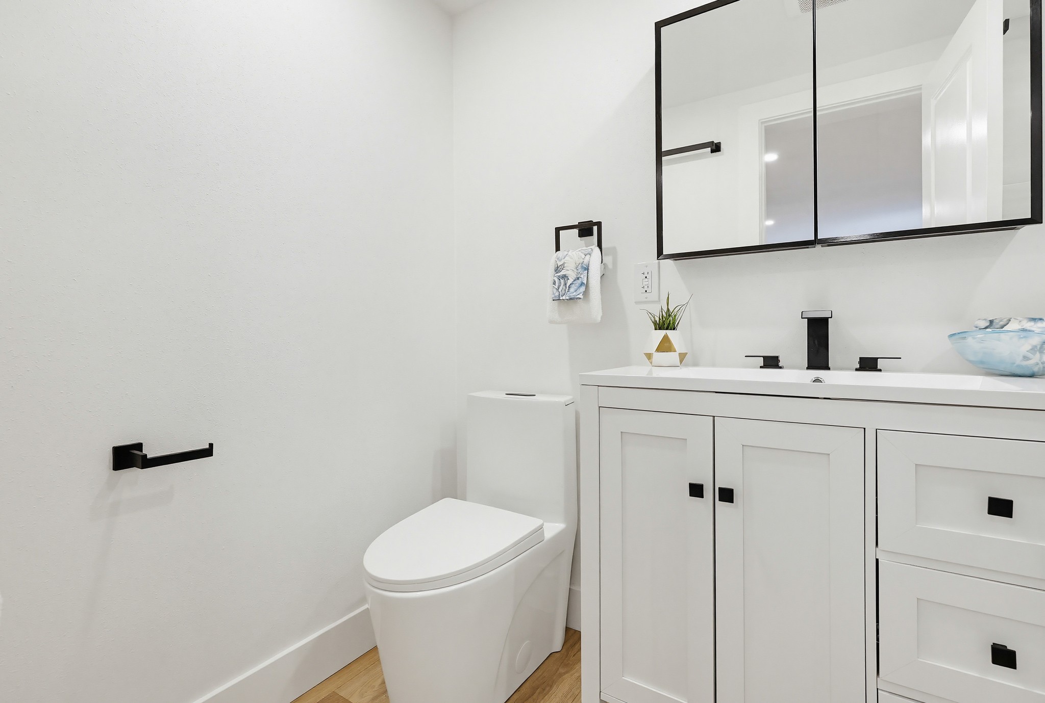 Virtual tour photo 69 of 78 for 5472 San Onofre Terrace