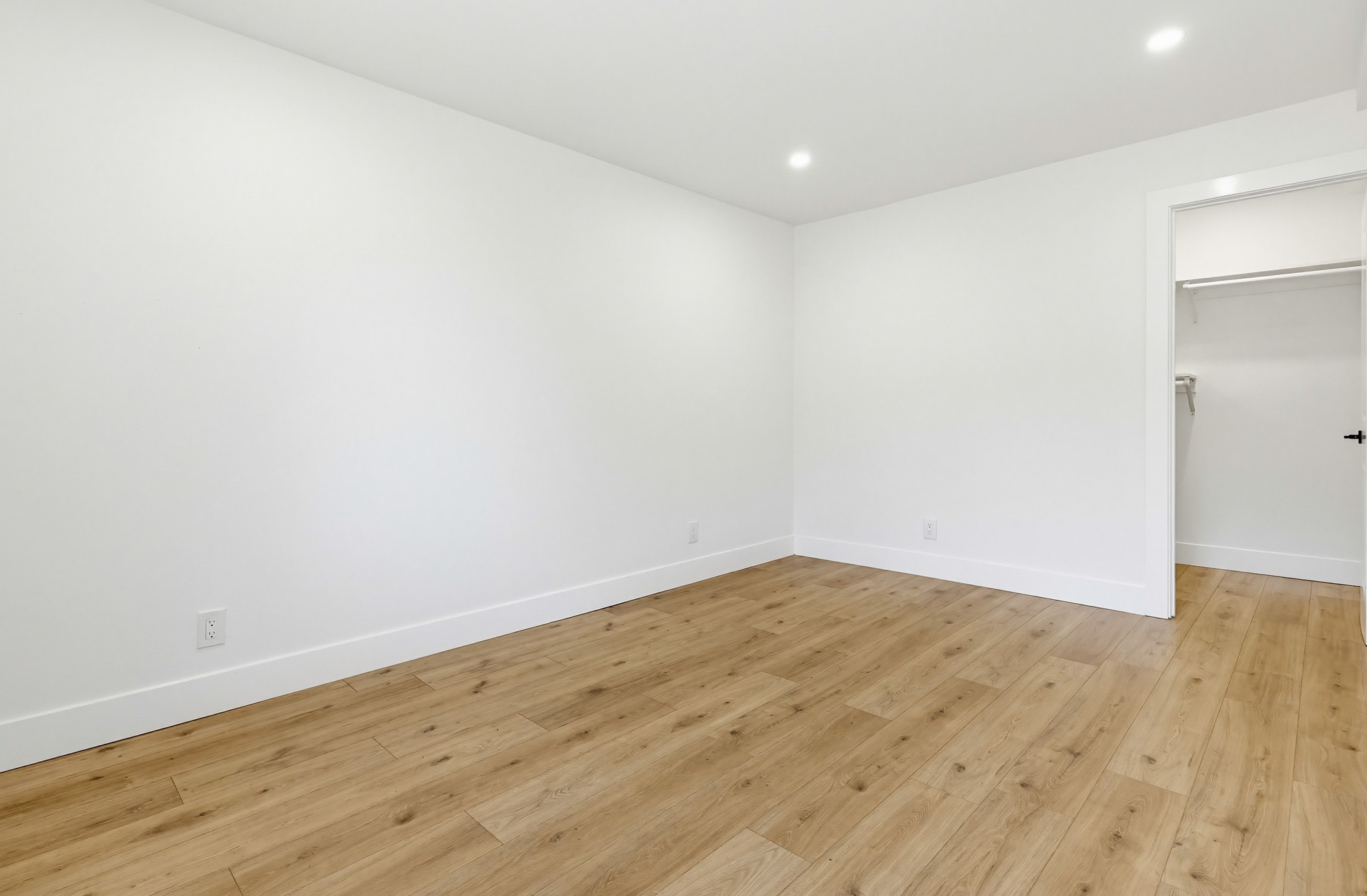 Virtual tour photo 72 of 78 for 5472 San Onofre Terrace