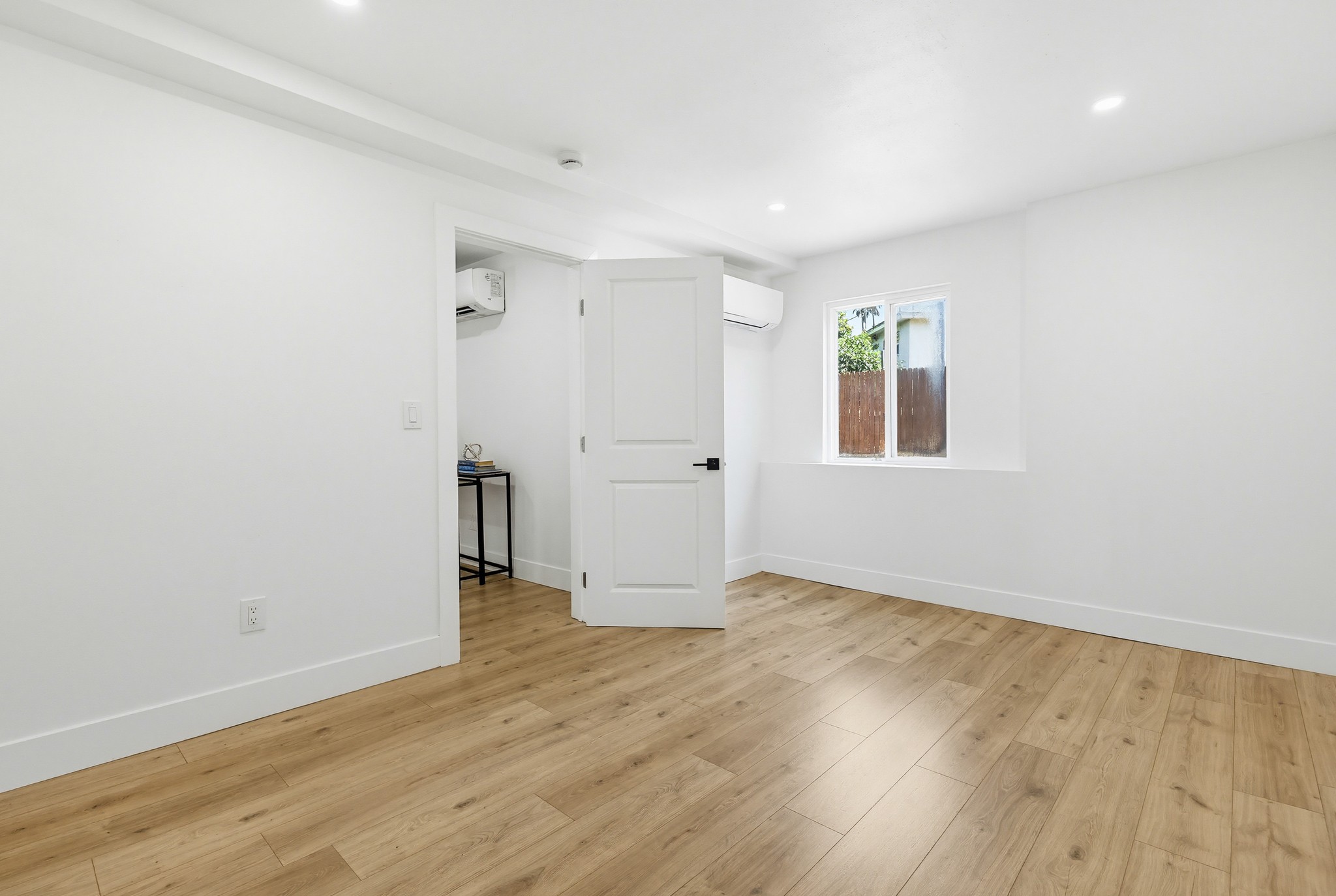 Virtual tour photo 73 of 78 for 5472 San Onofre Terrace