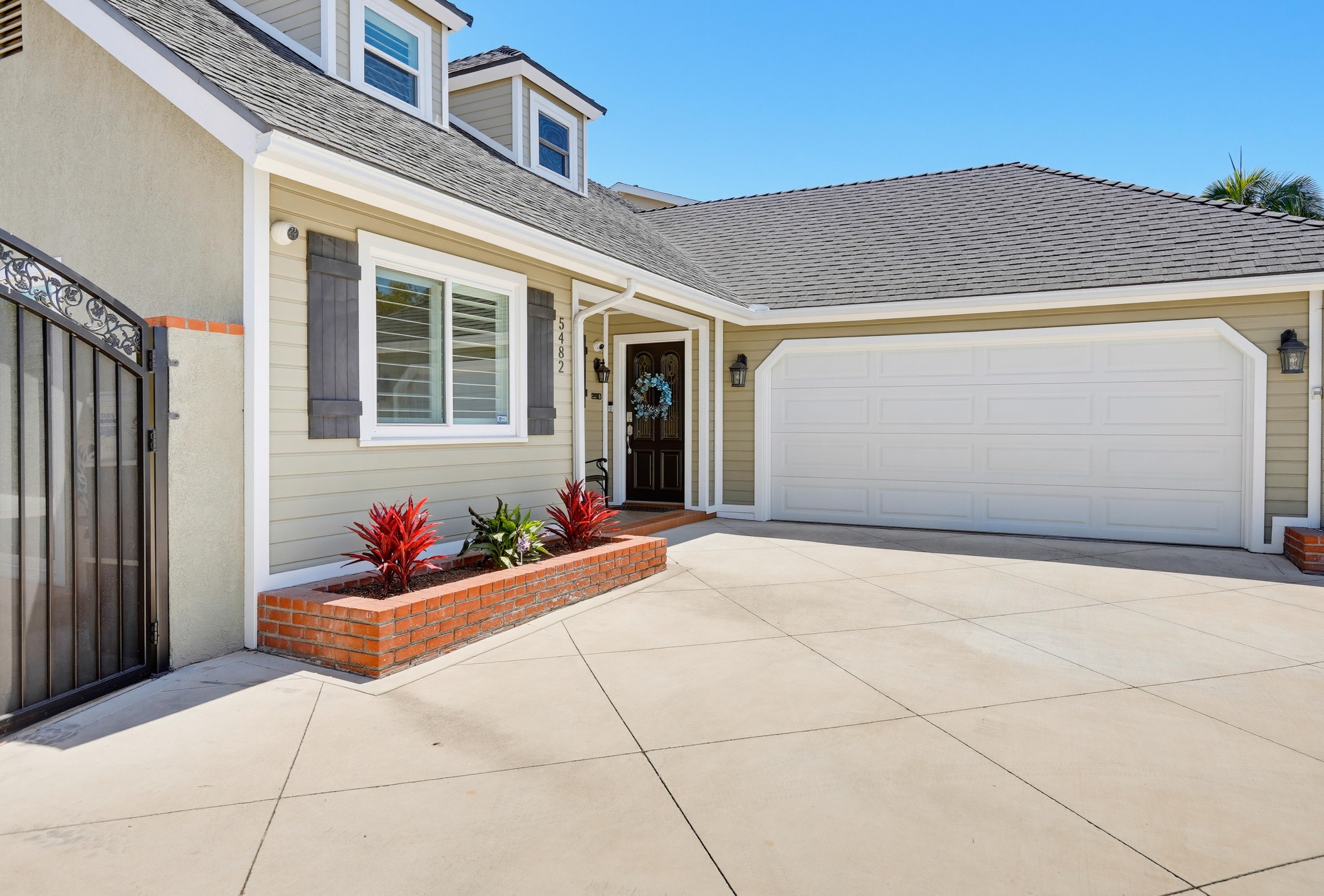 Virtual tour photo 7 of 92 for 5482 Park Ave