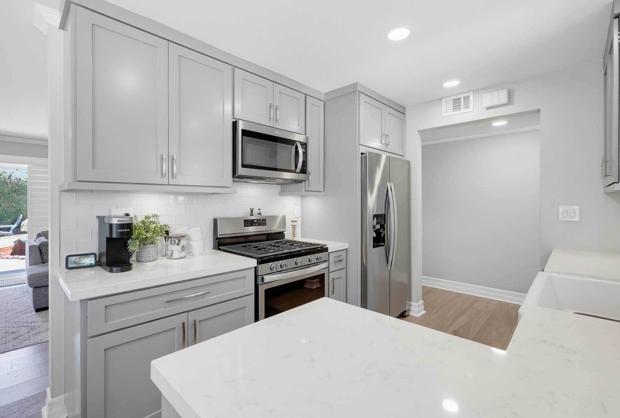 Virtual tour photo 13 of 92 for 5482 Park Ave
