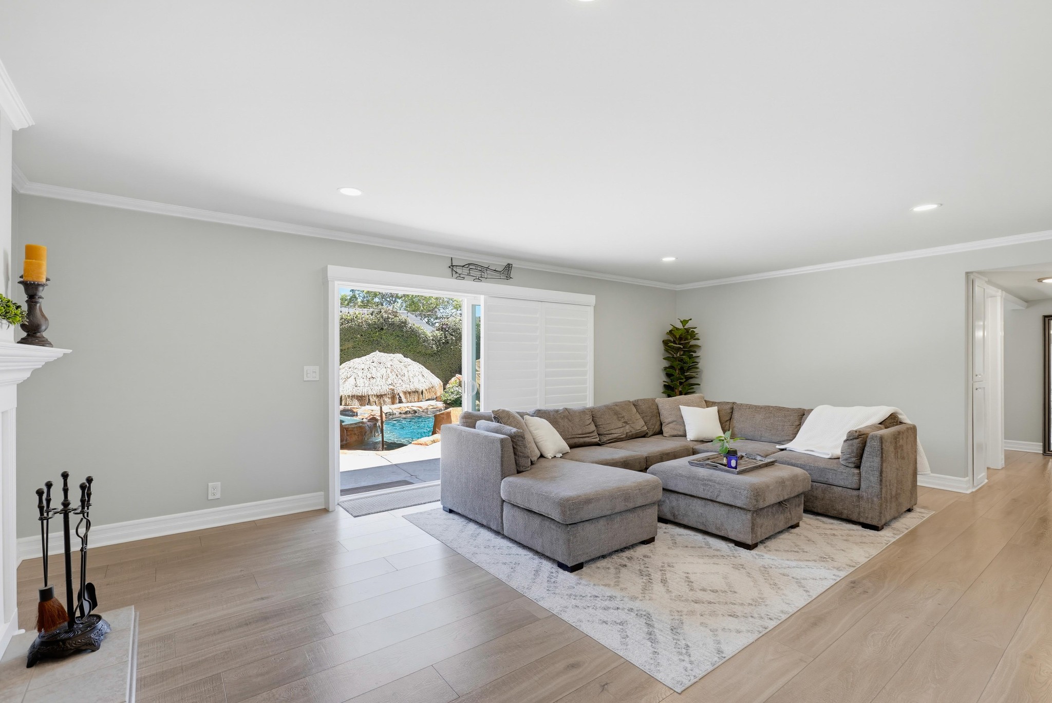 Virtual tour photo 18 of 92 for 5482 Park Ave
