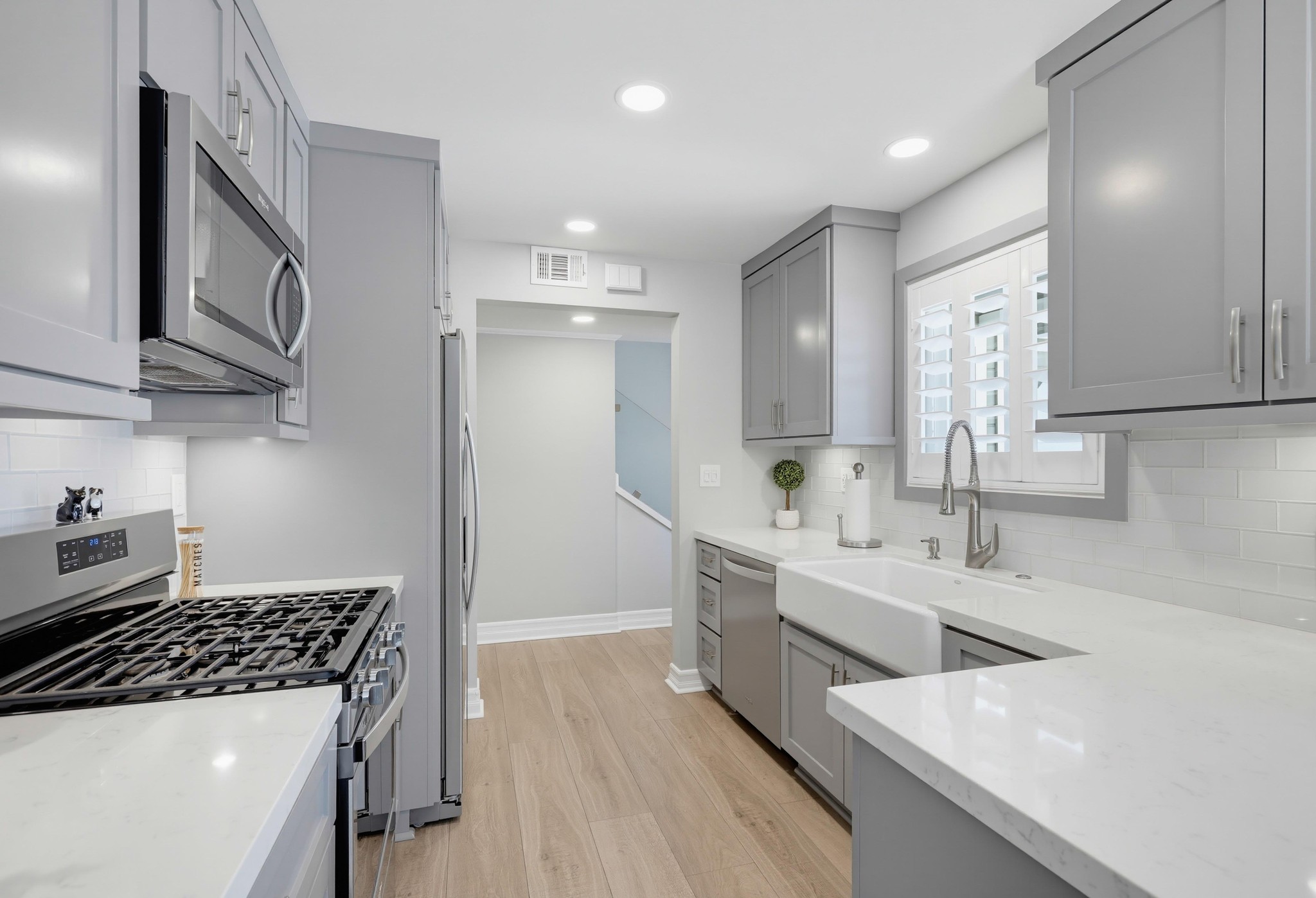 Virtual tour photo 23 of 92 for 5482 Park Ave