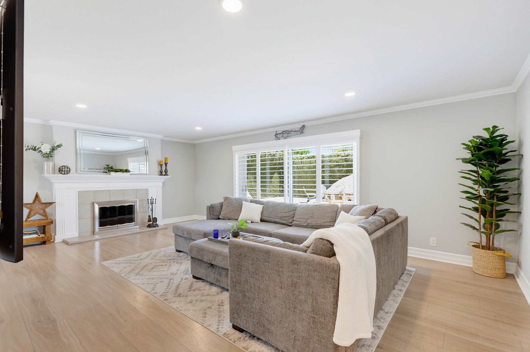 Virtual tour photo 31 of 92 for 5482 Park Ave