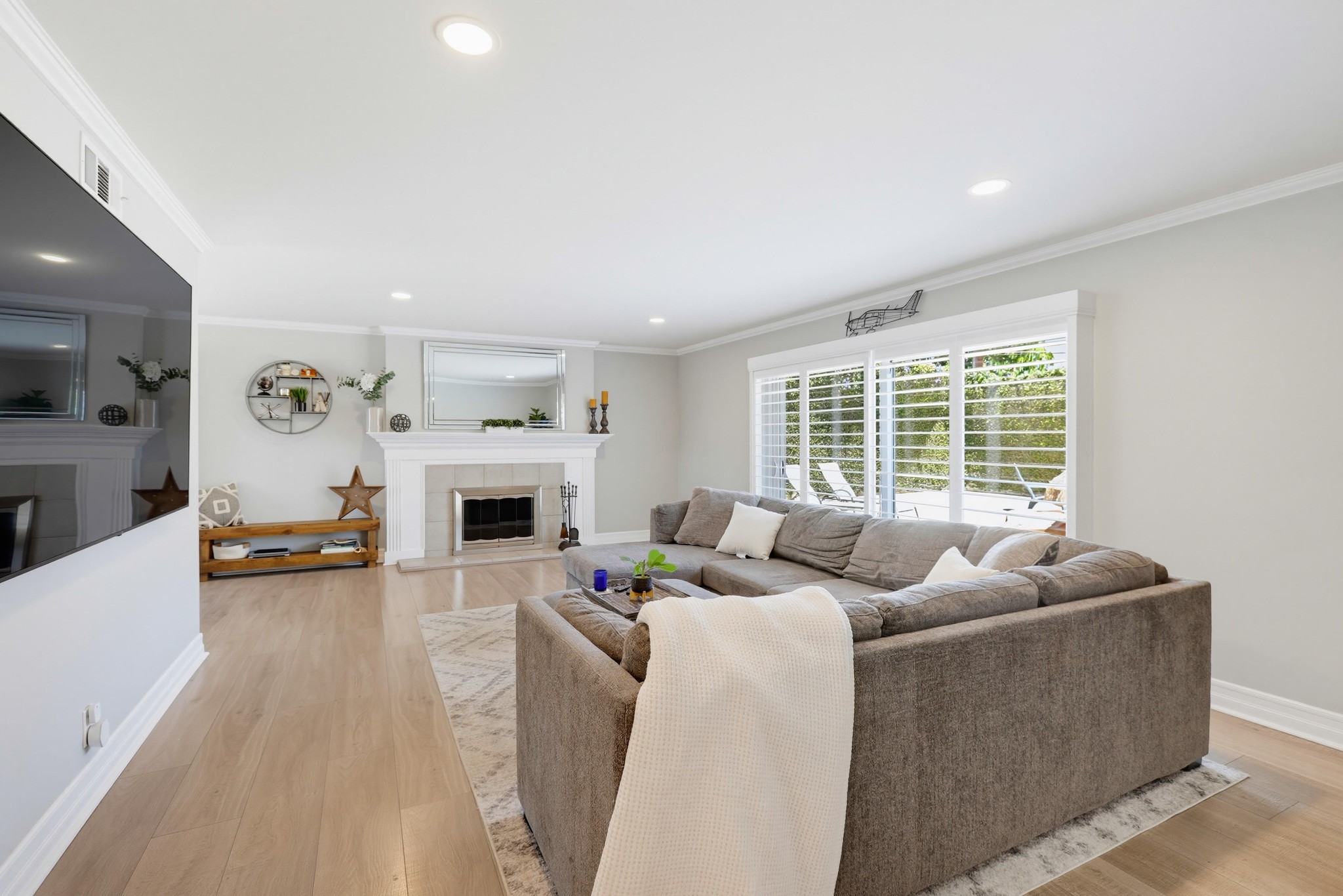 Virtual tour photo 33 of 92 for 5482 Park Ave