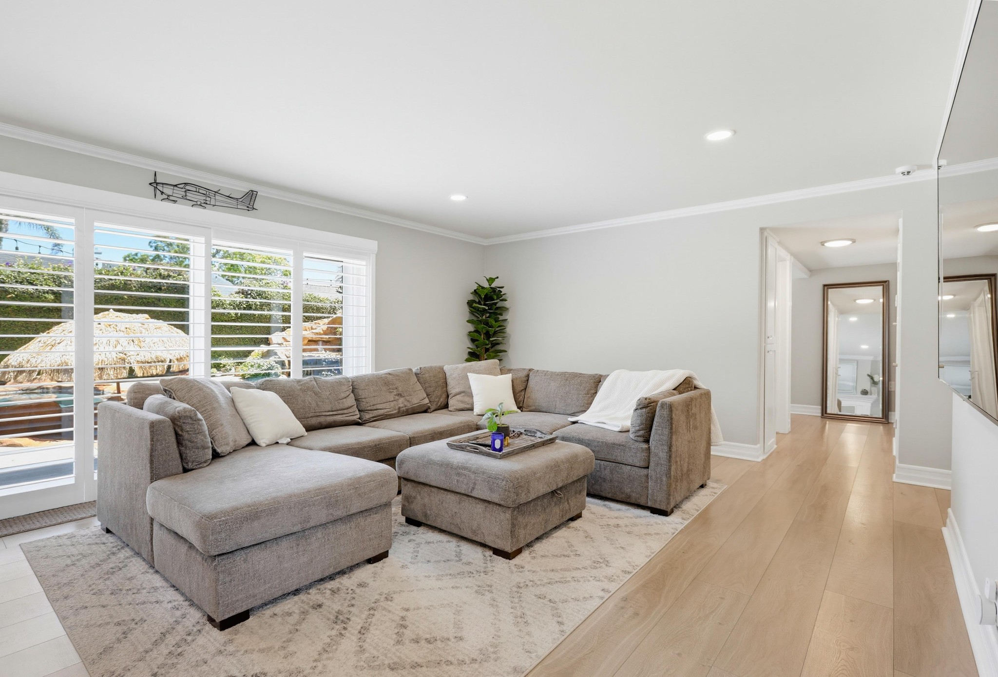 Virtual tour photo 35 of 92 for 5482 Park Ave