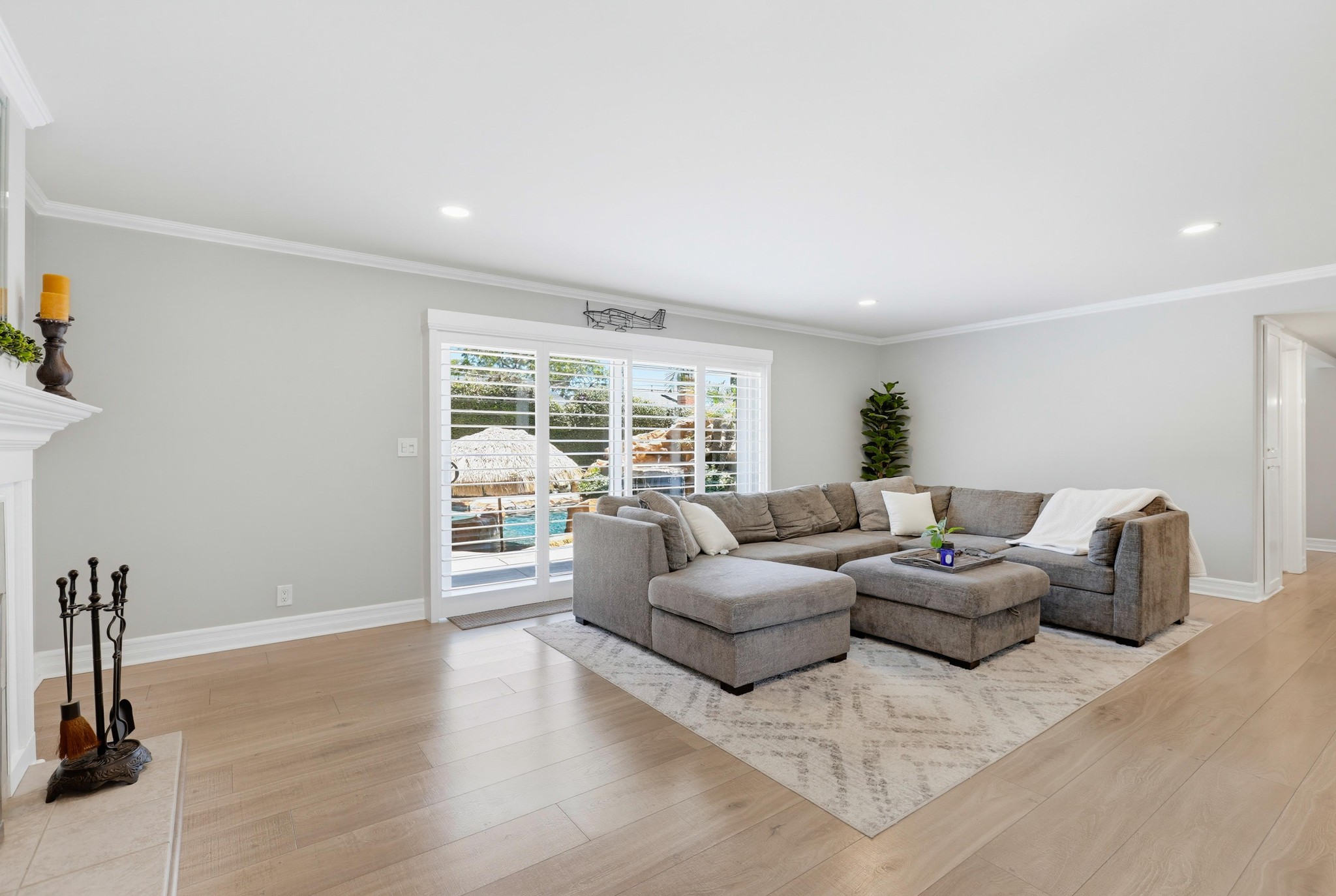 Virtual tour photo 36 of 92 for 5482 Park Ave