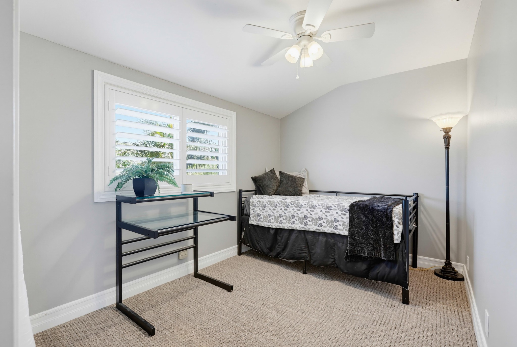 Virtual tour photo 52 of 92 for 5482 Park Ave