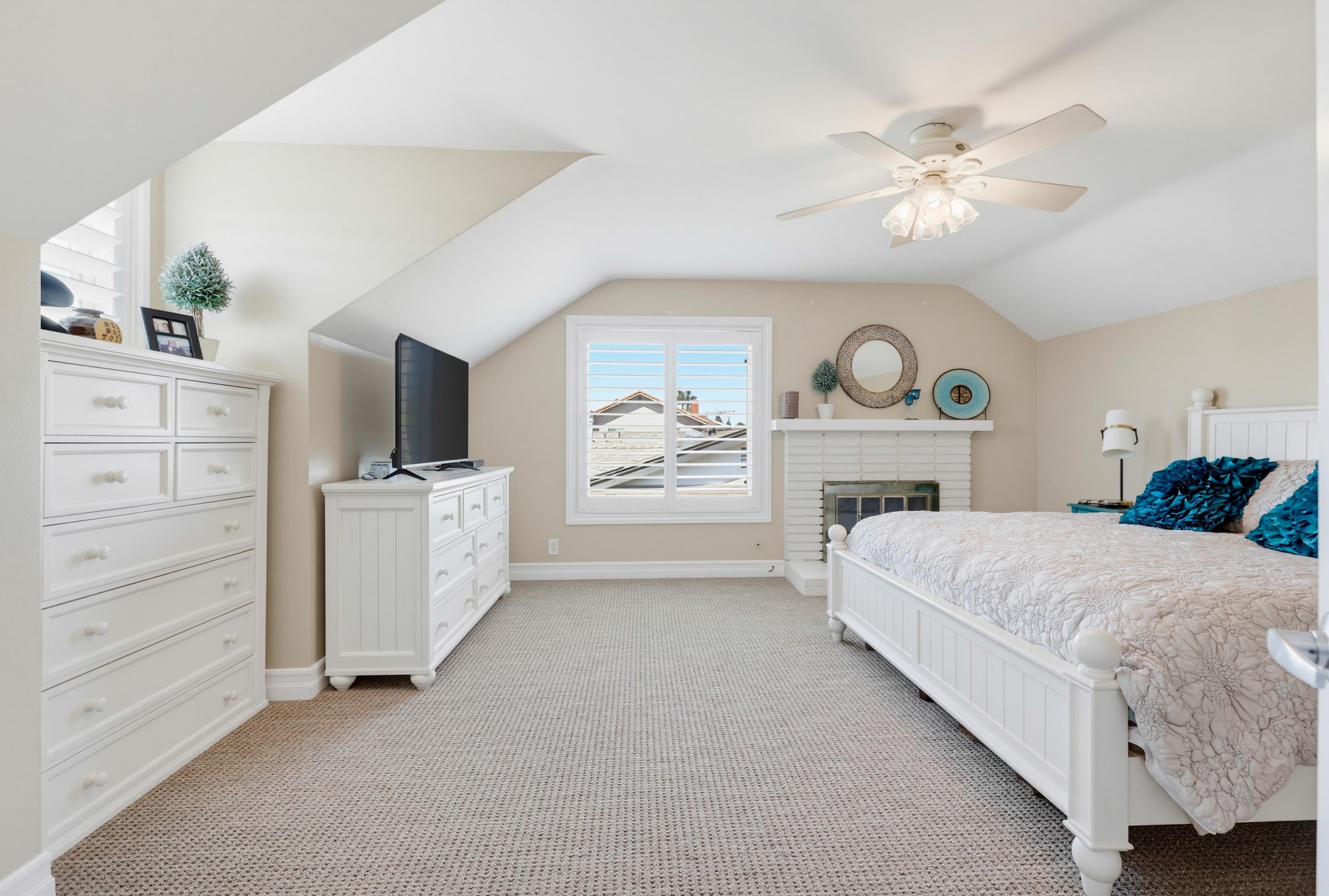 Virtual tour photo 59 of 92 for 5482 Park Ave