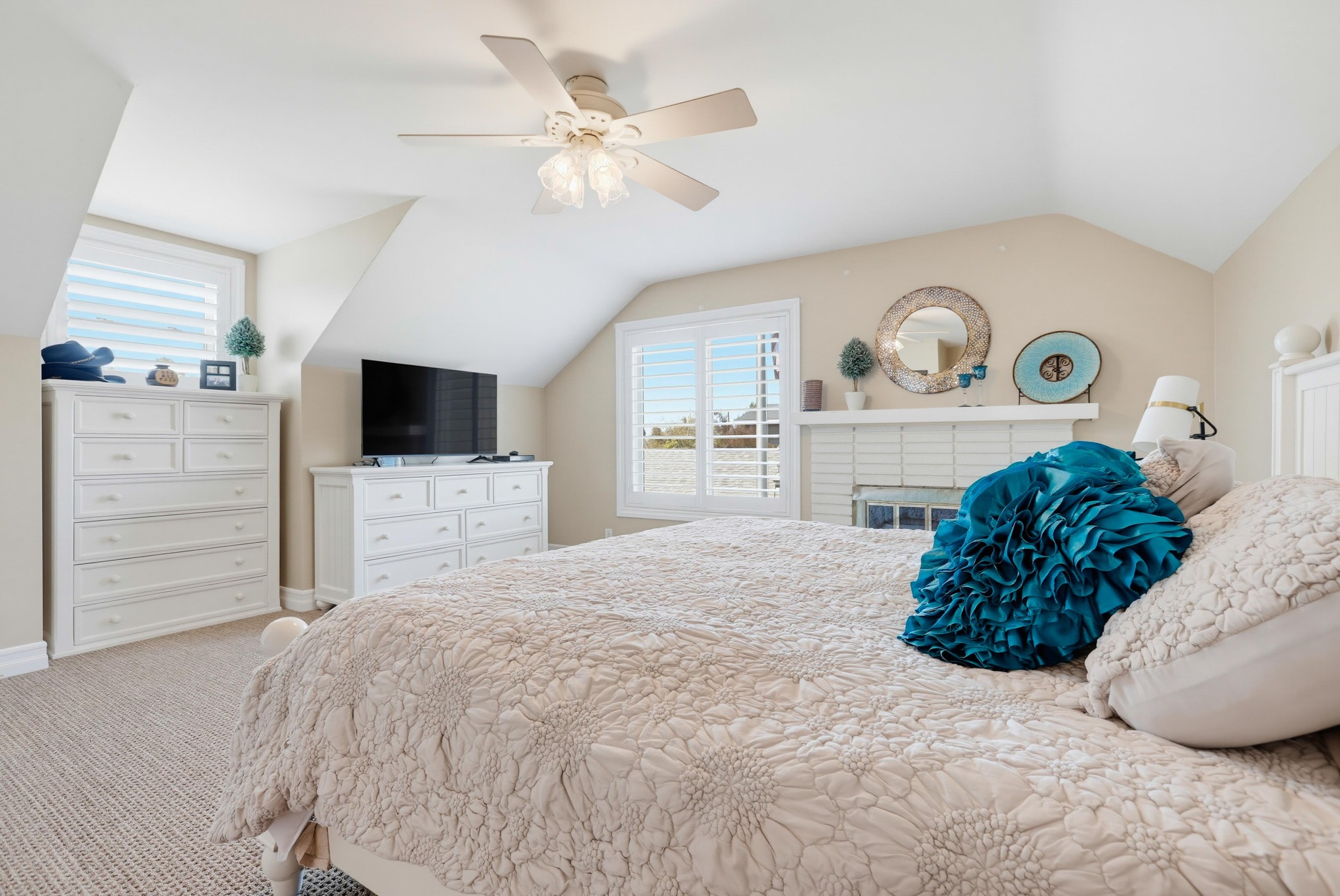 Virtual tour photo 63 of 92 for 5482 Park Ave