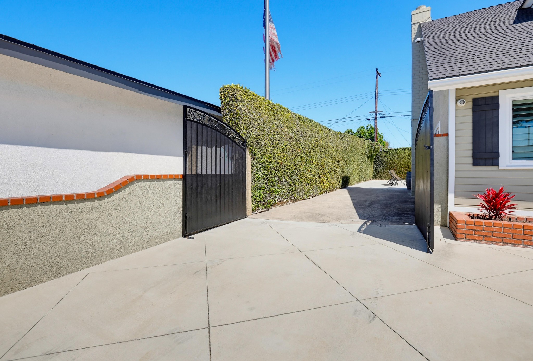 Virtual tour photo 90 of 92 for 5482 Park Ave