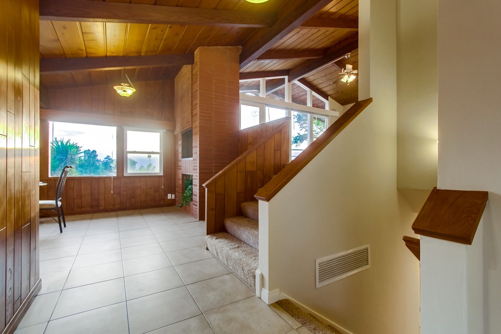 Virtual tour photo 7 of 61 for 5484 Redding Rd