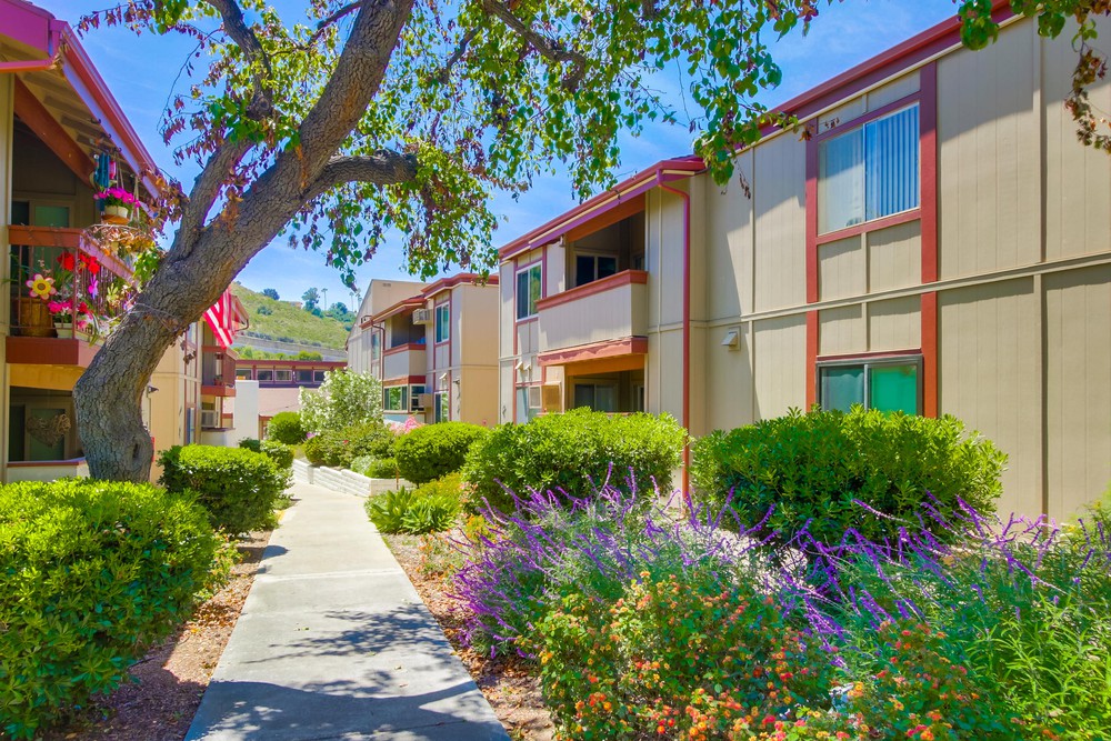 Virtual tour photo 1 of 27 for 5493 Adobe Falls Rd UNIT 7