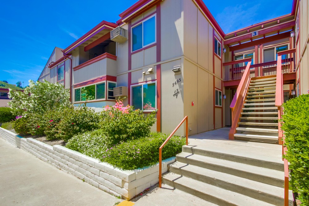 Virtual tour photo 3 of 27 for 5493 Adobe Falls Rd UNIT 7
