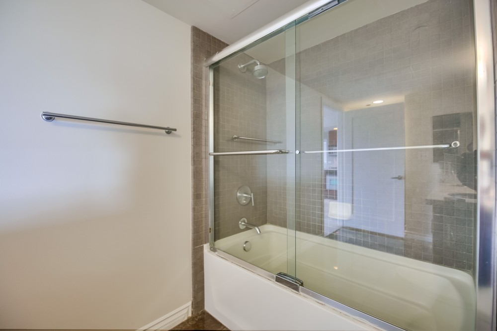 Virtual tour photo 19 of 29 for 550 15th St #601