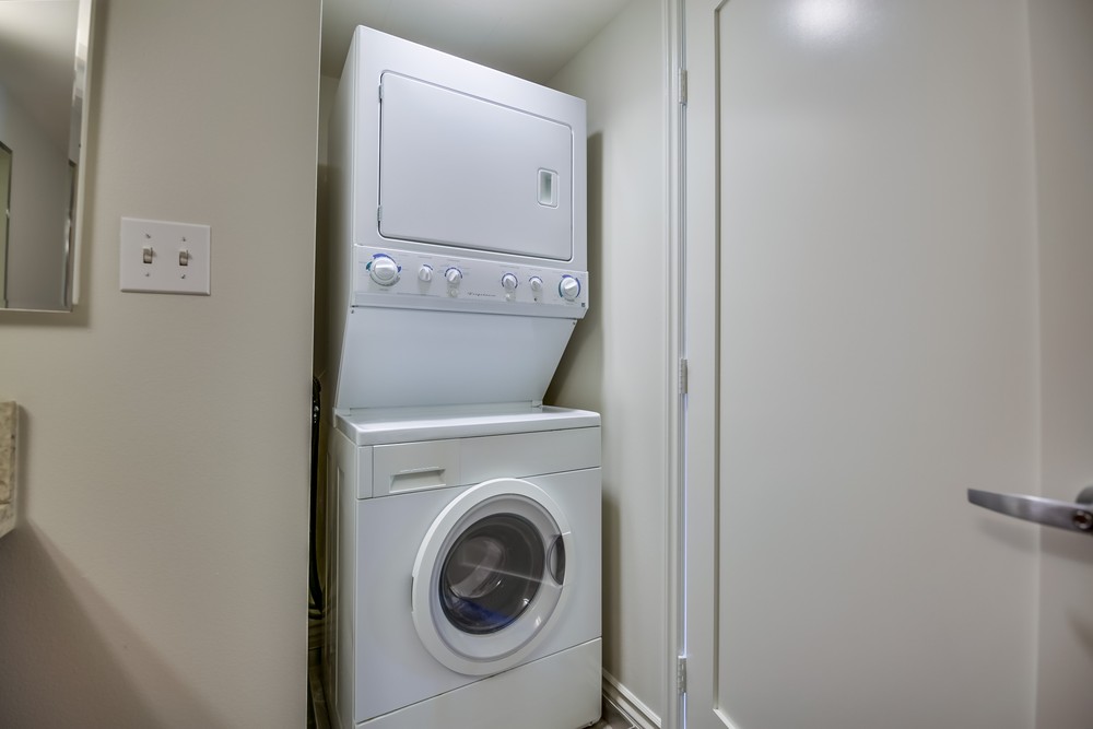 Virtual tour photo 21 of 29 for 550 15th St #601