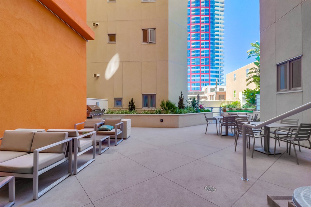 Virtual tour photo 25 of 26 for 550 15th St