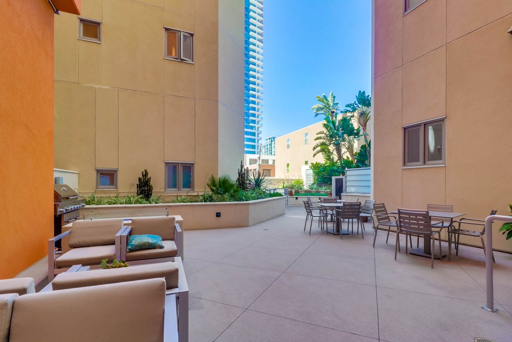 Virtual tour photo 26 of 26 for 550 15th St