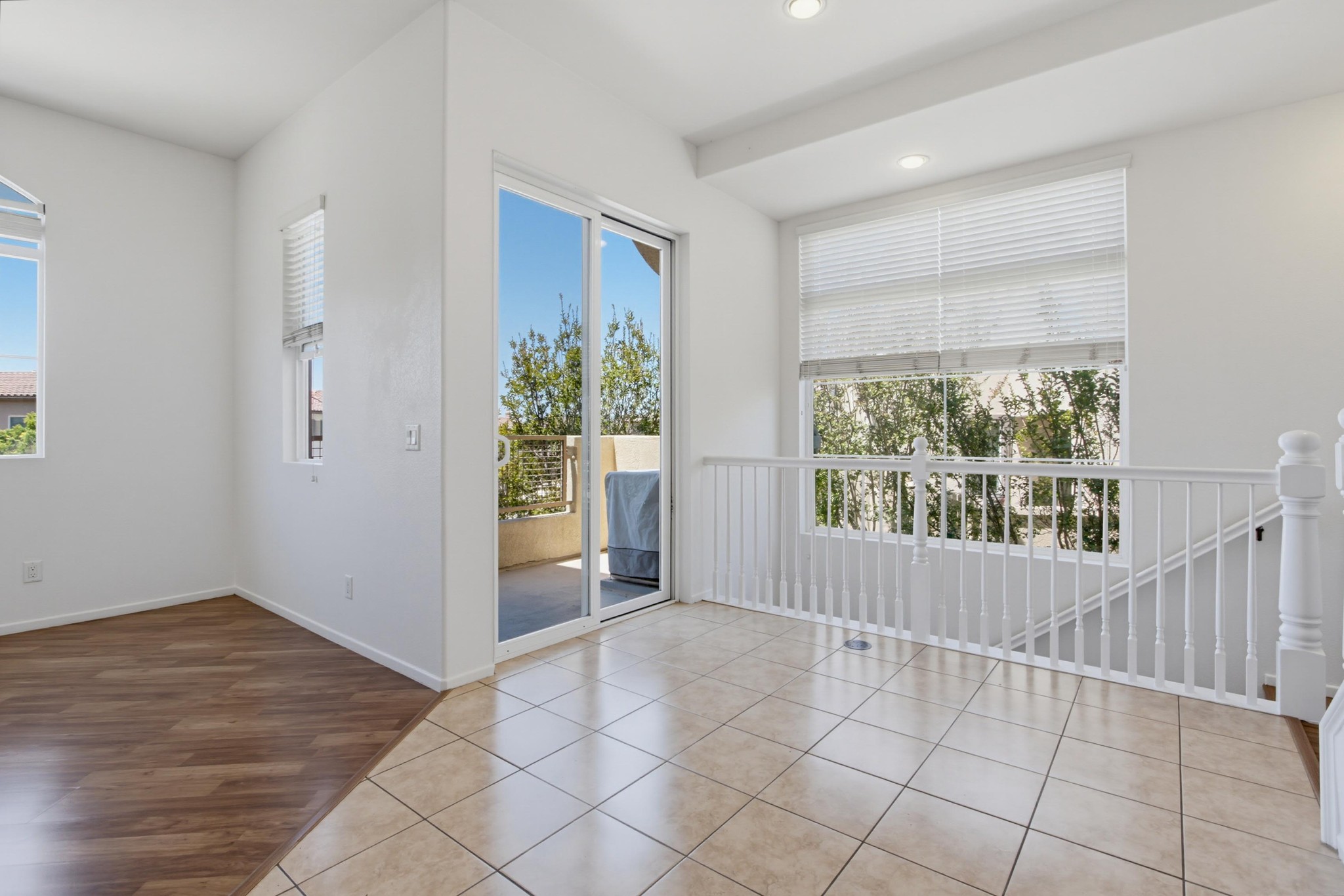 Virtual tour photo 6 of 47 for 550 Almond Rd