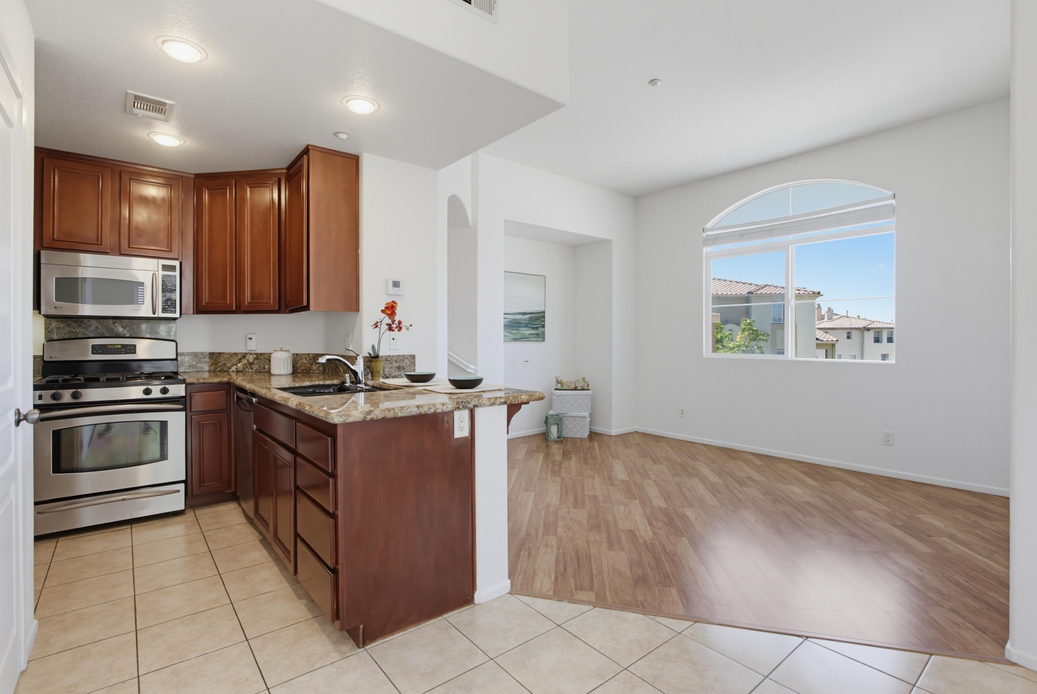 Virtual tour photo 9 of 47 for 550 Almond Rd