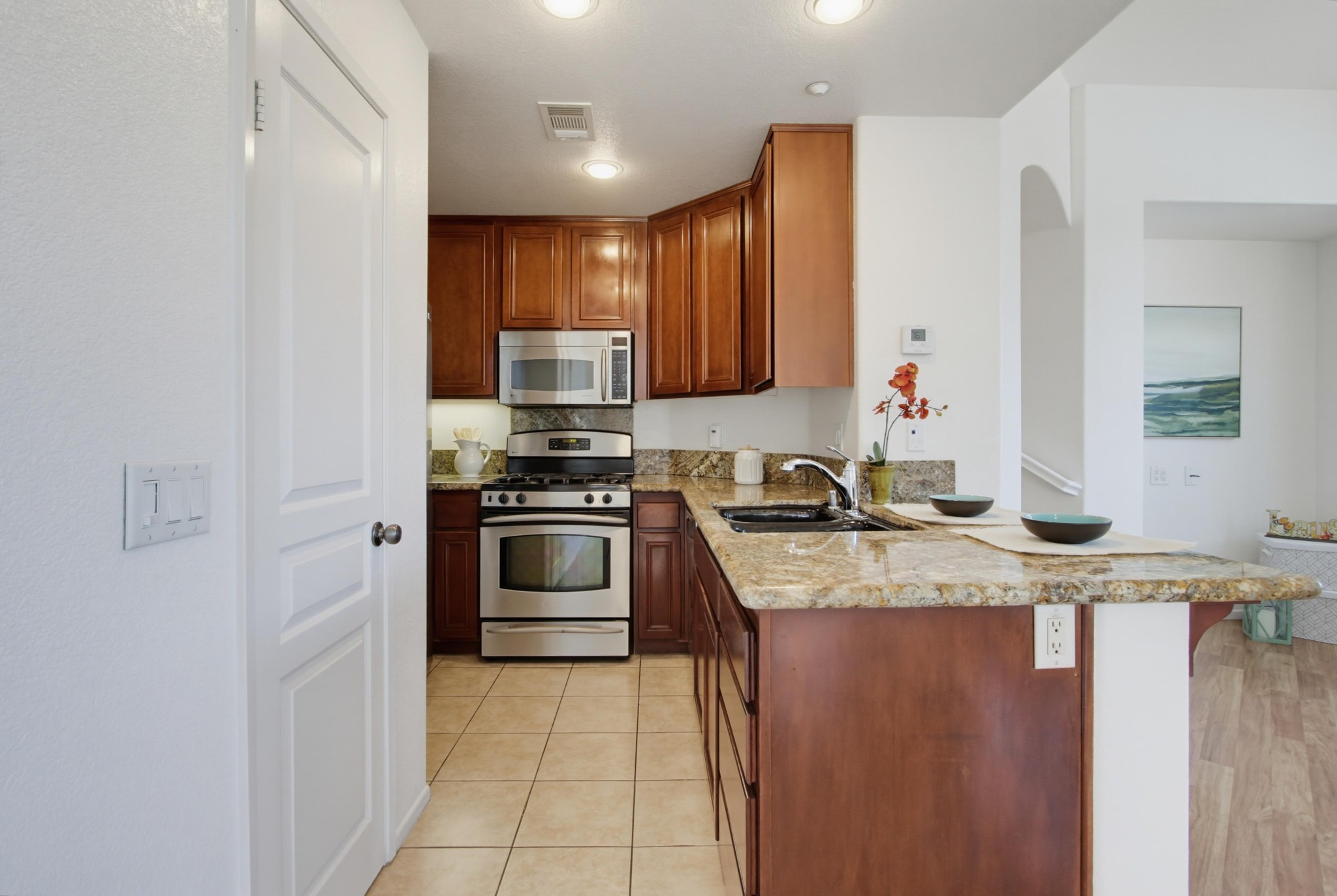 Virtual tour photo 10 of 47 for 550 Almond Rd