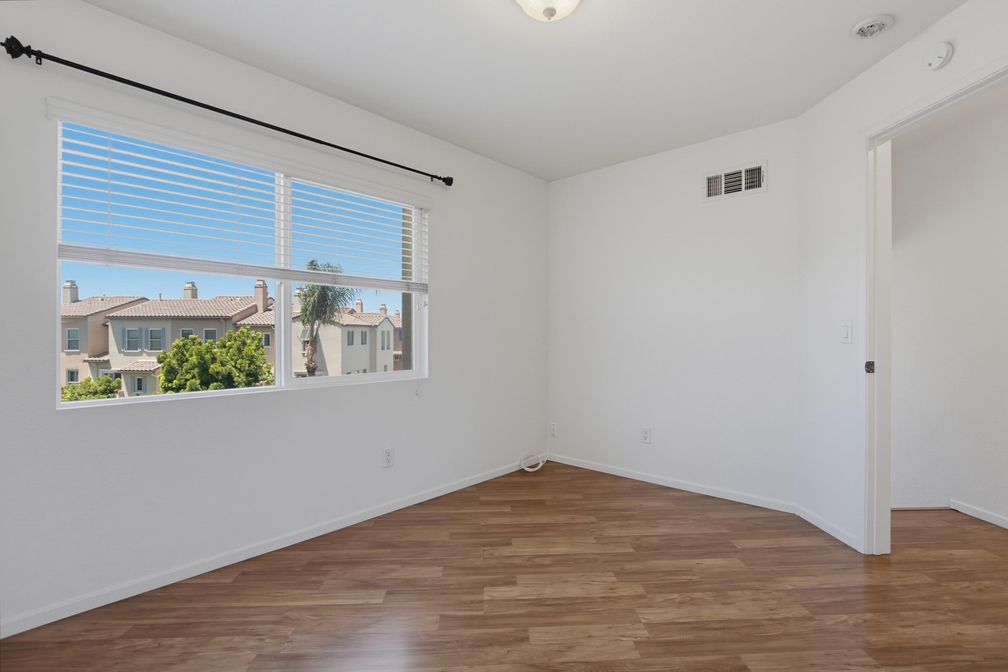 Virtual tour photo 20 of 47 for 550 Almond Rd