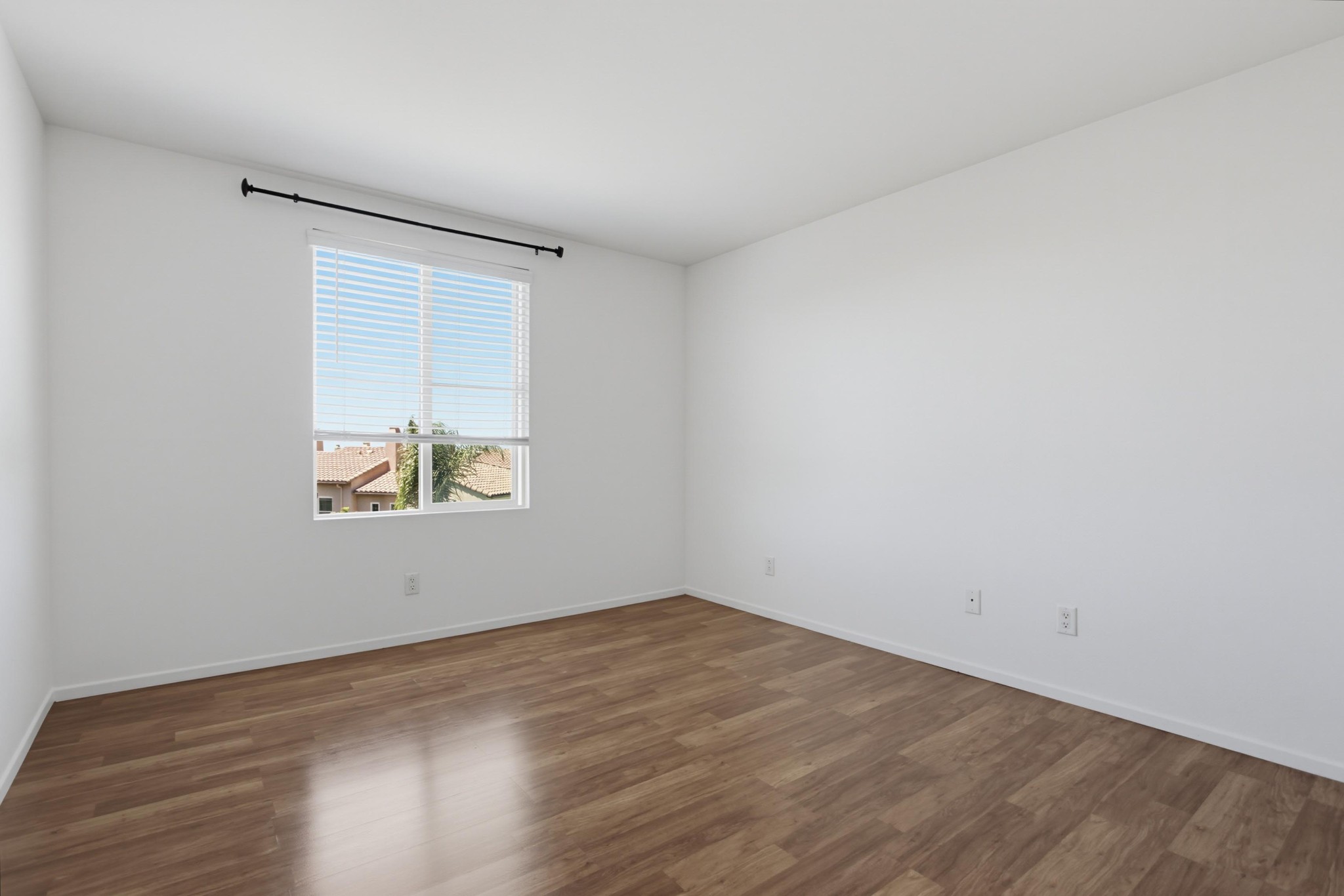 Virtual tour photo 29 of 47 for 550 Almond Rd