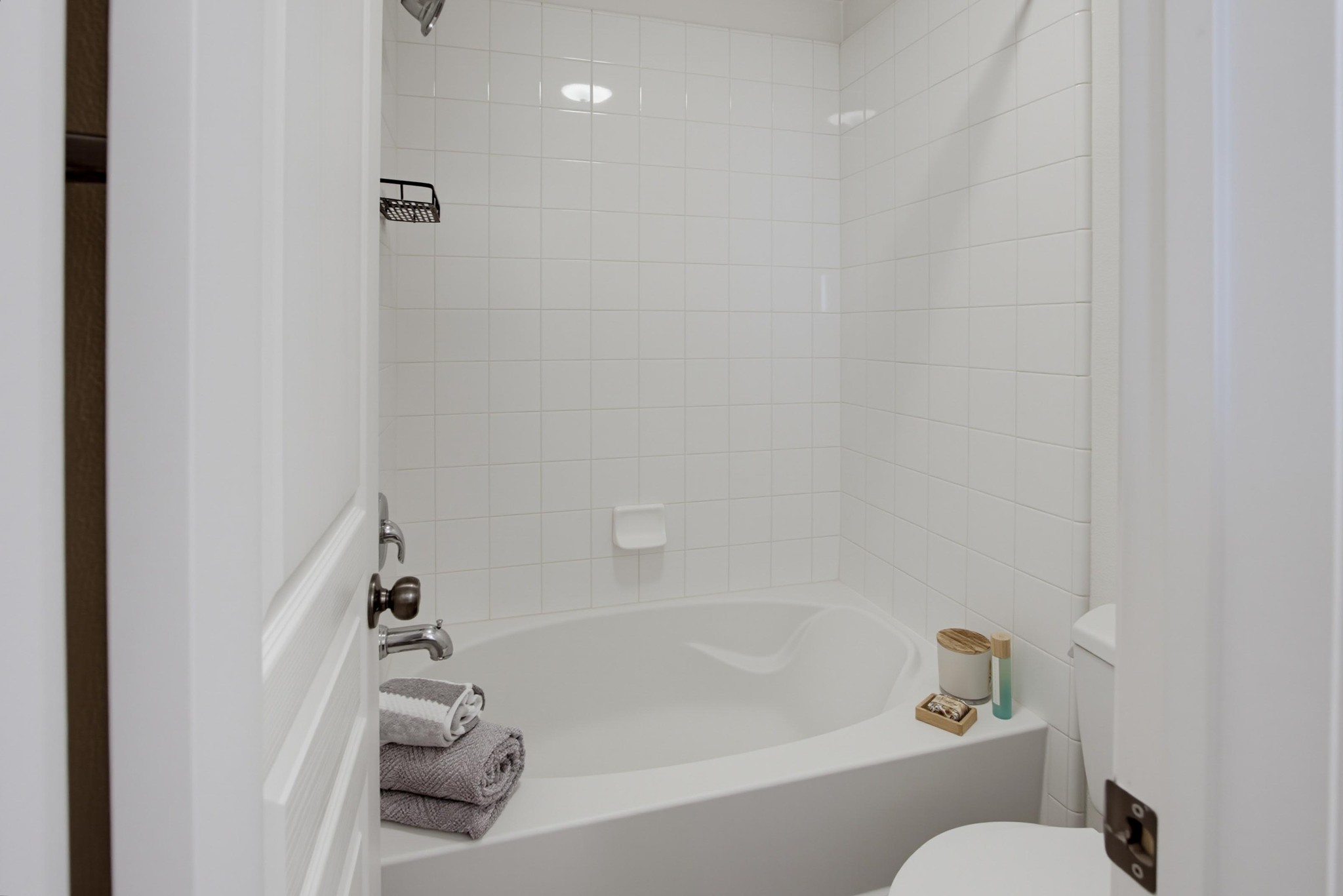 Virtual tour photo 33 of 47 for 550 Almond Rd