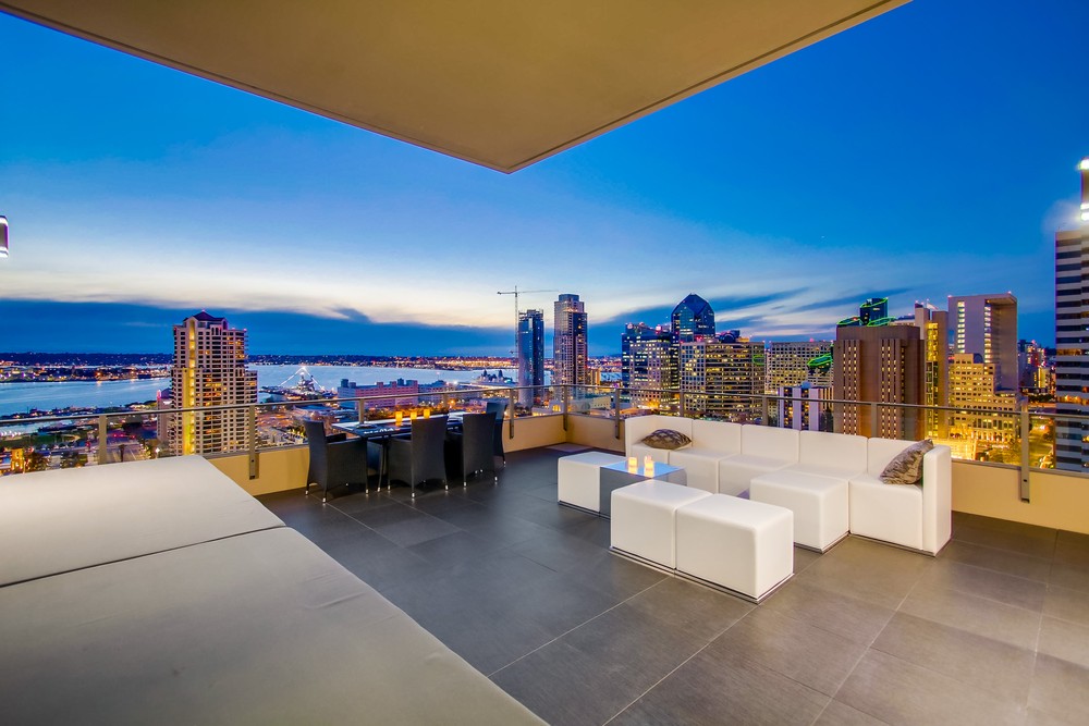 Virtual tour photo 7 of 81 for 550 Front St #2103