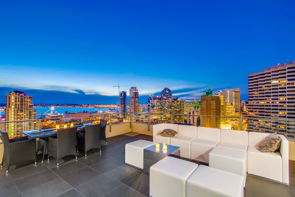 Virtual tour photo 10 of 81 for 550 Front St #2103
