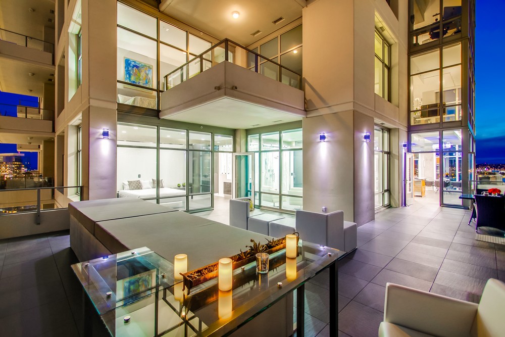 Virtual tour photo 21 of 81 for 550 Front St #2103