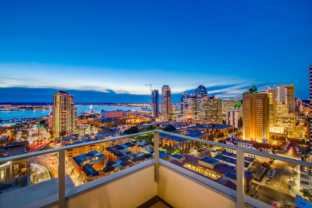 Virtual tour photo 26 of 81 for 550 Front St #2103