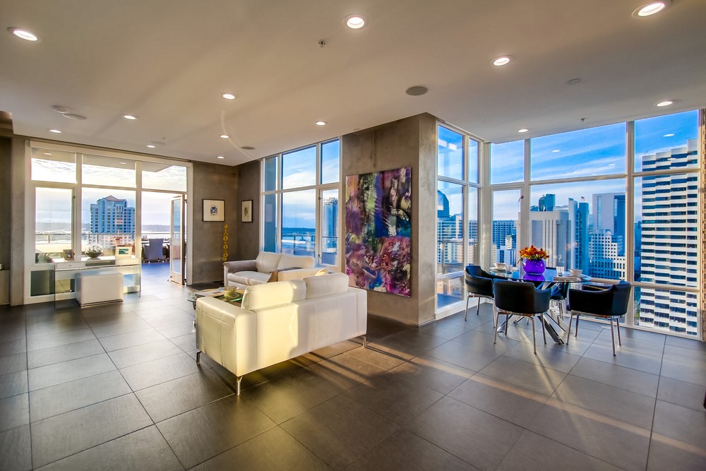 Virtual tour photo 32 of 81 for 550 Front St #2103