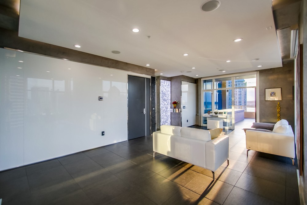 Virtual tour photo 36 of 81 for 550 Front St #2103