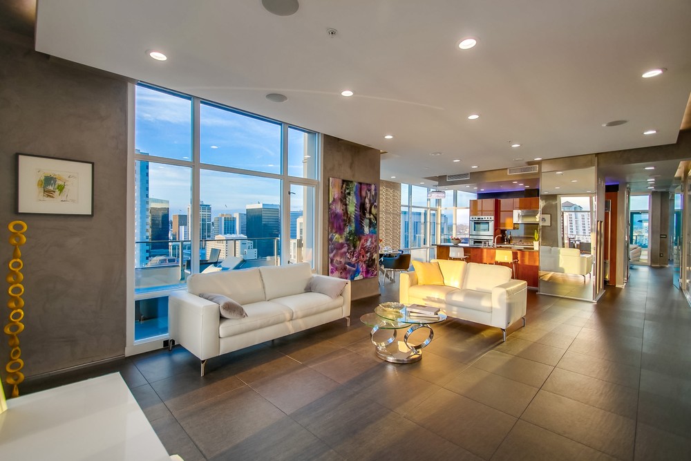 Virtual tour photo 37 of 81 for 550 Front St #2103