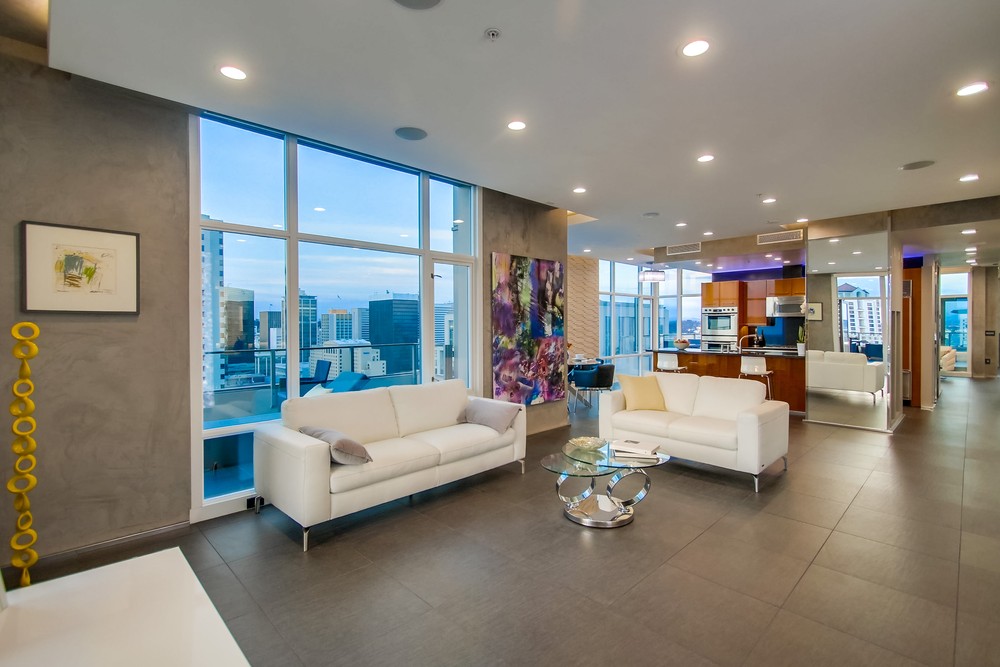 Virtual tour photo 38 of 81 for 550 Front St #2103