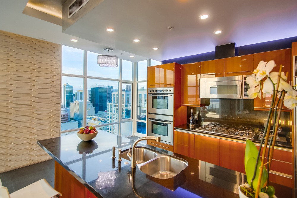 Virtual tour photo 44 of 81 for 550 Front St #2103
