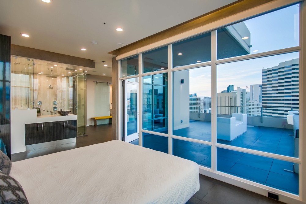 Virtual tour photo 54 of 81 for 550 Front St #2103
