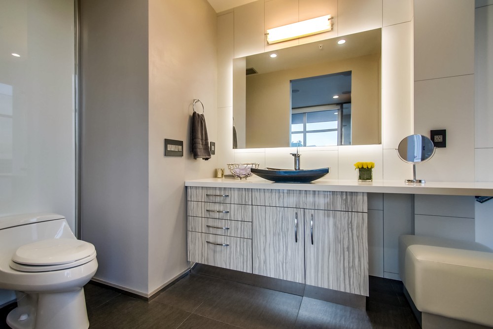 Virtual tour photo 55 of 81 for 550 Front St #2103