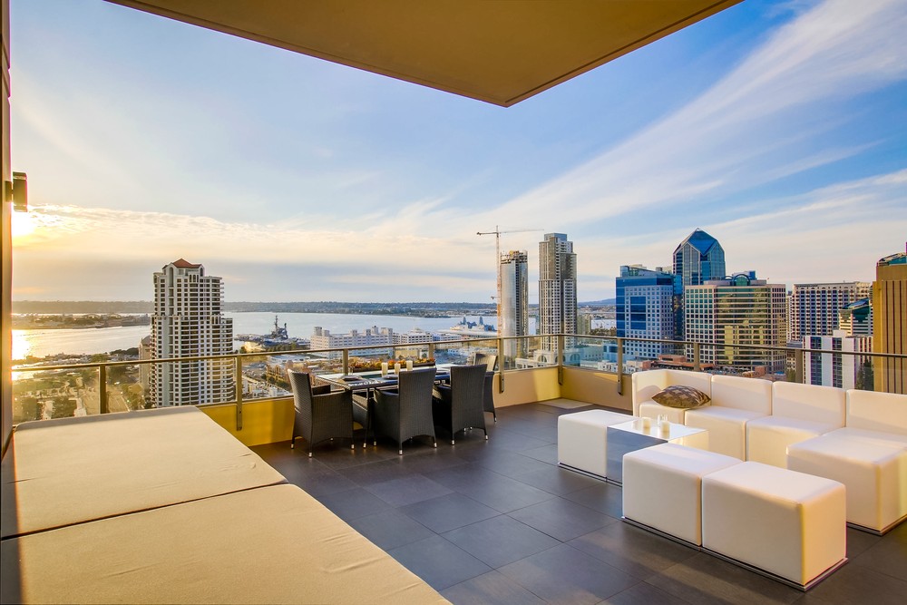 Virtual tour photo 63 of 81 for 550 Front St #2103