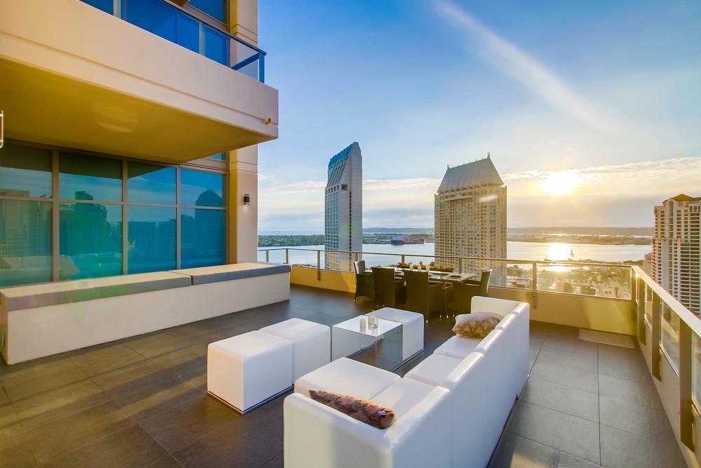 Virtual tour photo 66 of 81 for 550 Front St #2103