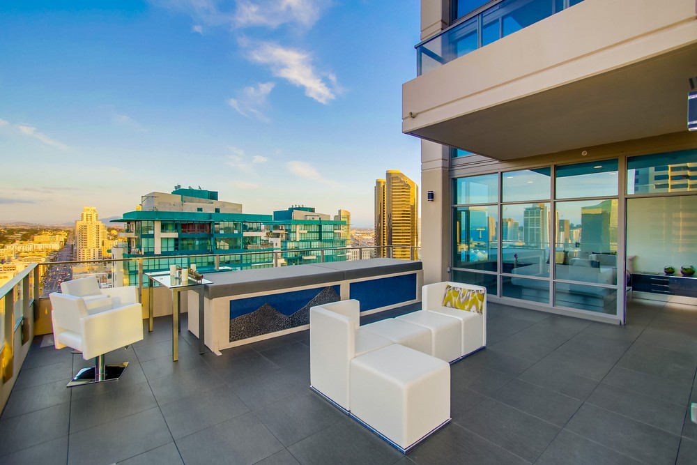 Virtual tour photo 73 of 81 for 550 Front St #2103