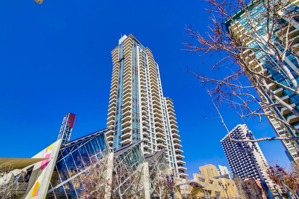 Virtual tour photo 1 of 63 for 550 Front St #2203