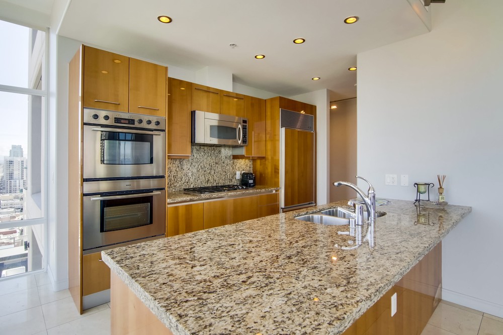 Virtual tour photo 25 of 63 for 550 Front St #2203