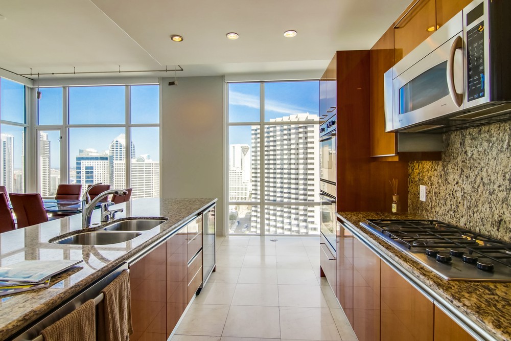 Virtual tour photo 33 of 63 for 550 Front St #2203