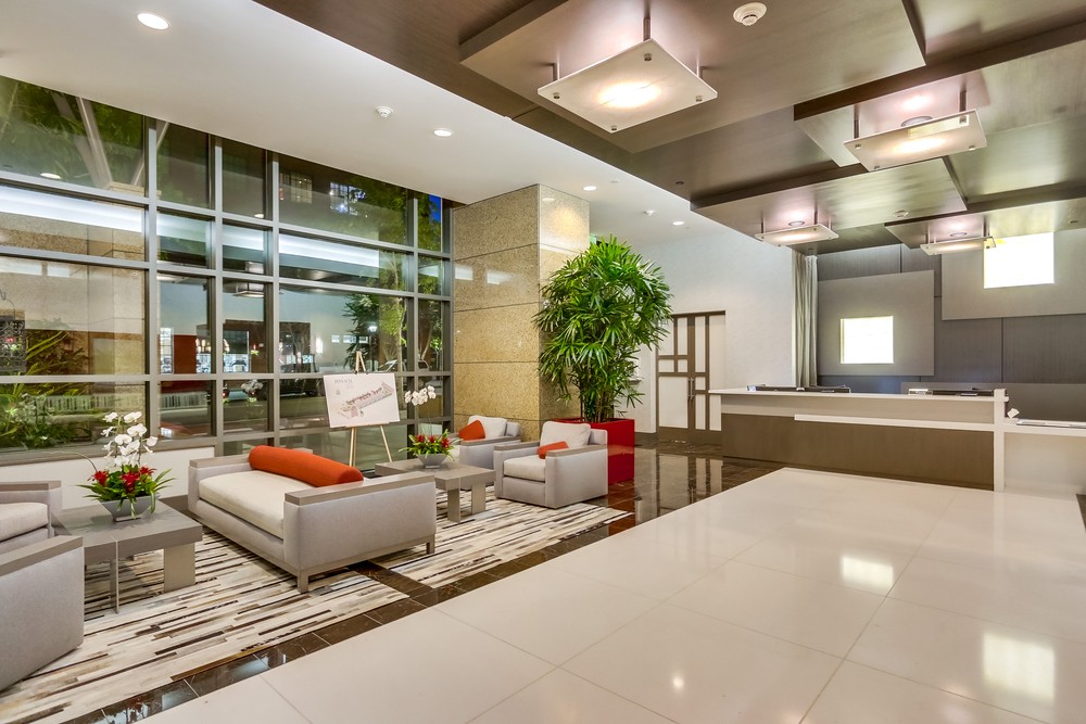 Virtual tour photo 11 of 115 for 550 Front St #2801