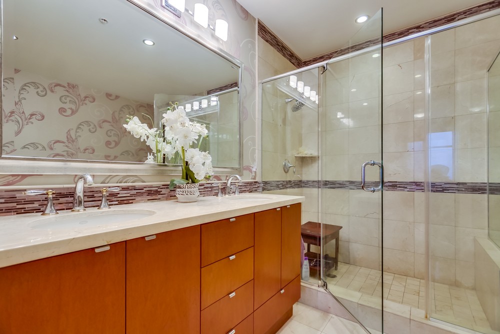 Virtual tour photo 63 of 115 for 550 Front St #2801