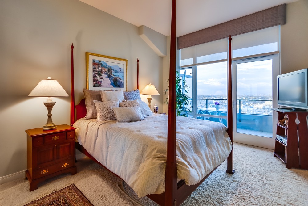 Virtual tour photo 69 of 115 for 550 Front St #2801