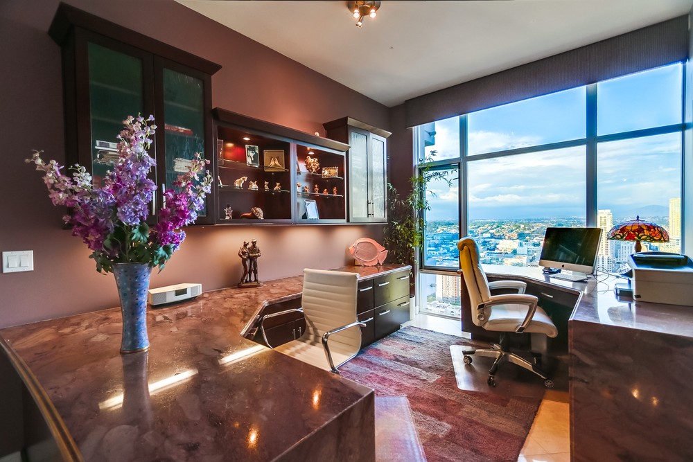 Virtual tour photo 77 of 115 for 550 Front St #2801