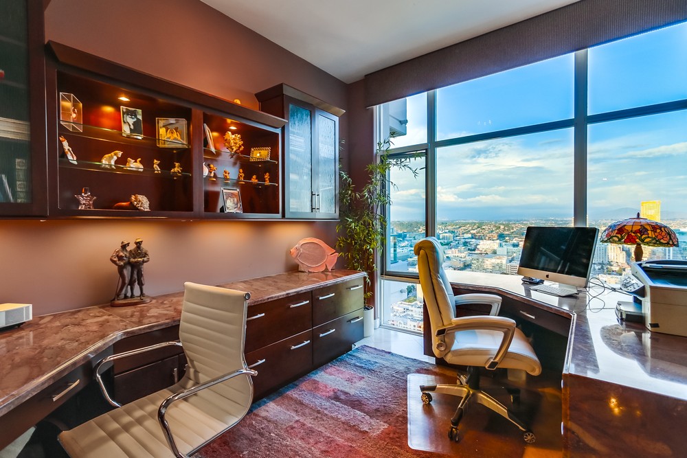 Virtual tour photo 78 of 115 for 550 Front St #2801